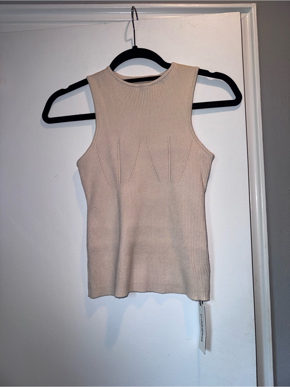 Commense Ribbed Knit Solid Basic Tank Top NWT - Picture 4 of 6
